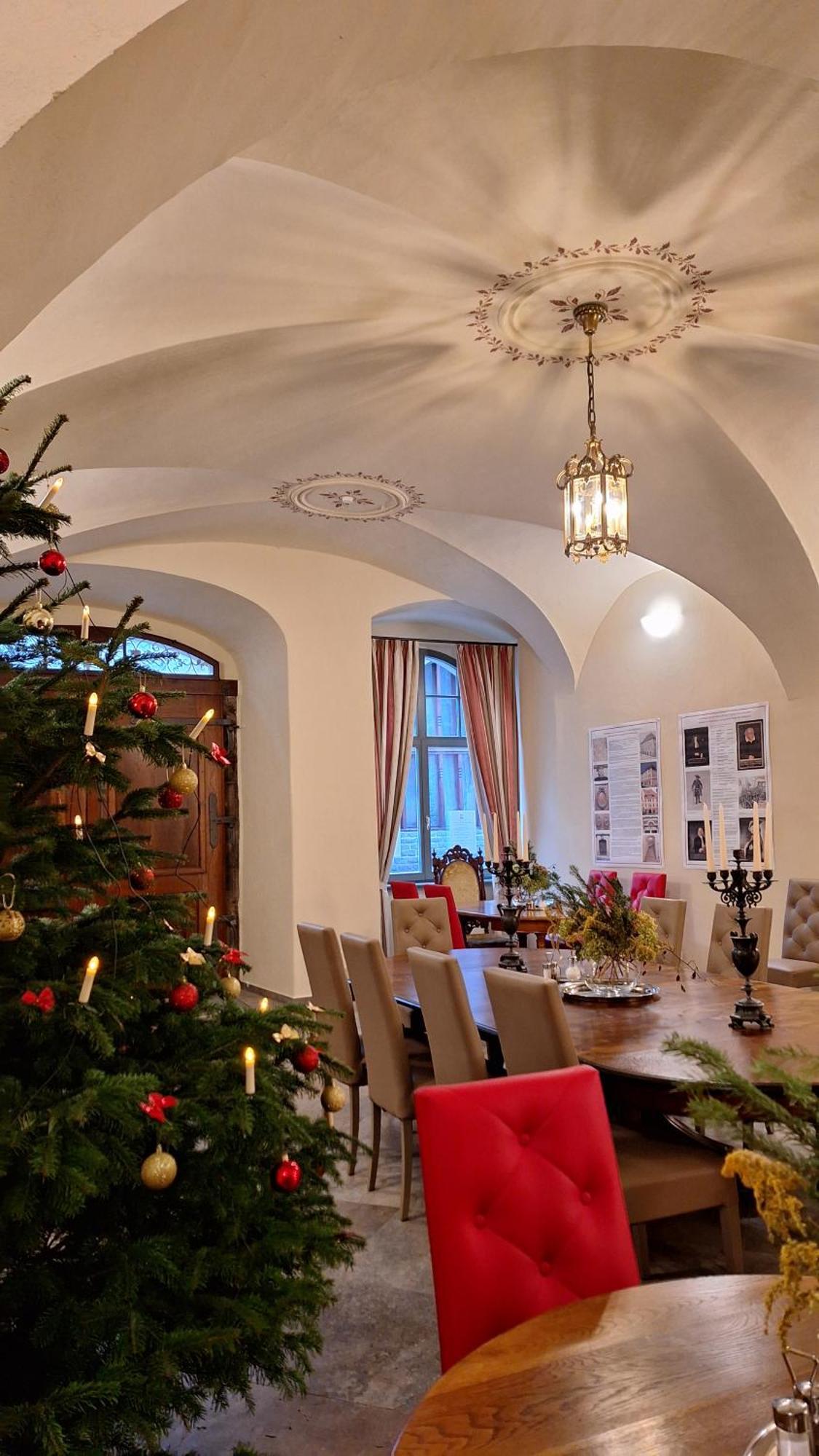 Stadtpalais Bellevue-Suite 3- Zimmer- Maisonettewohnung Mit Dachterrasse Maximal 4 Personen เบาท์เซน ภายนอก รูปภาพ