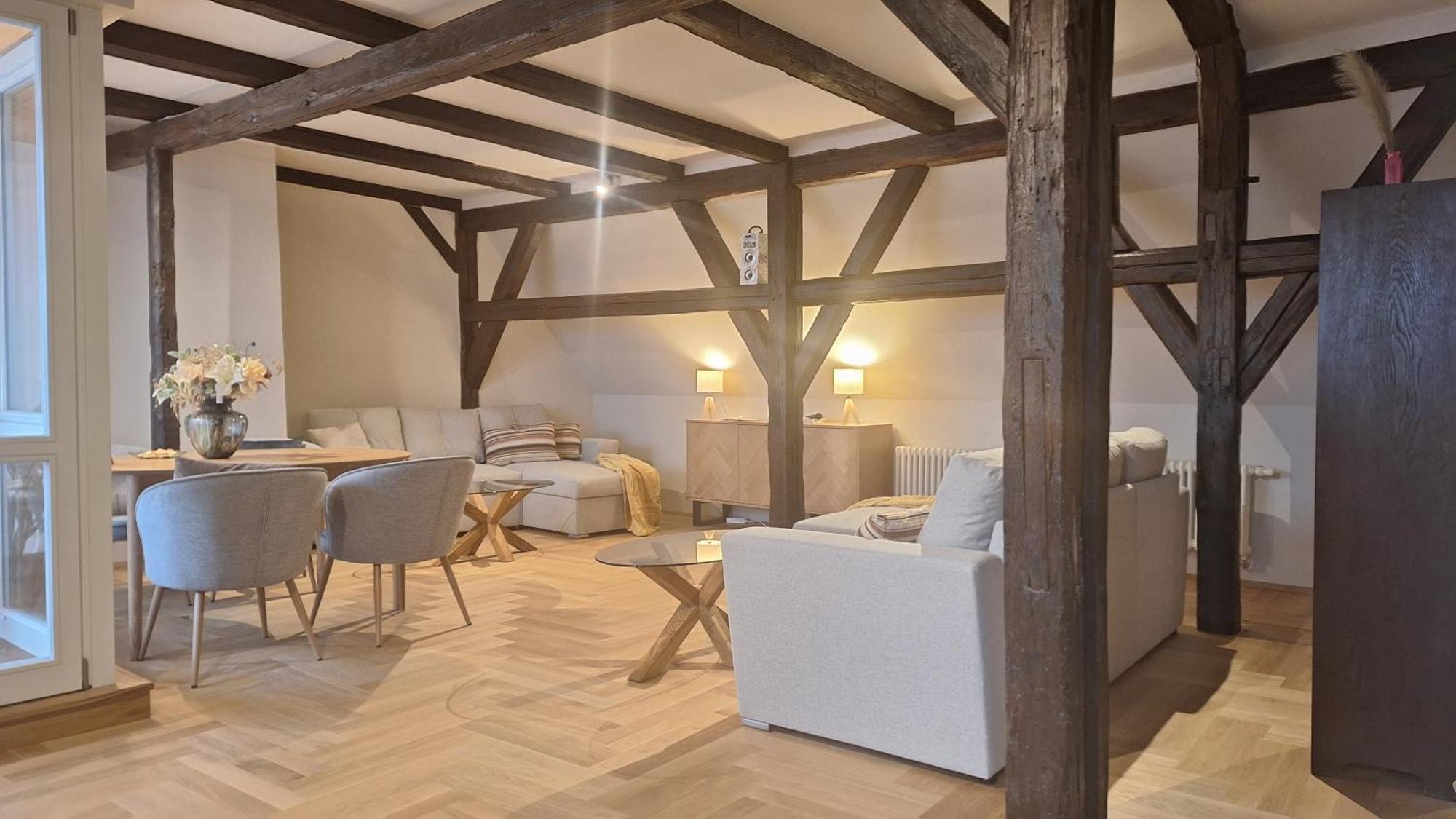 Stadtpalais Bellevue-Suite 3- Zimmer- Maisonettewohnung Mit Dachterrasse Maximal 4 Personen เบาท์เซน ภายนอก รูปภาพ