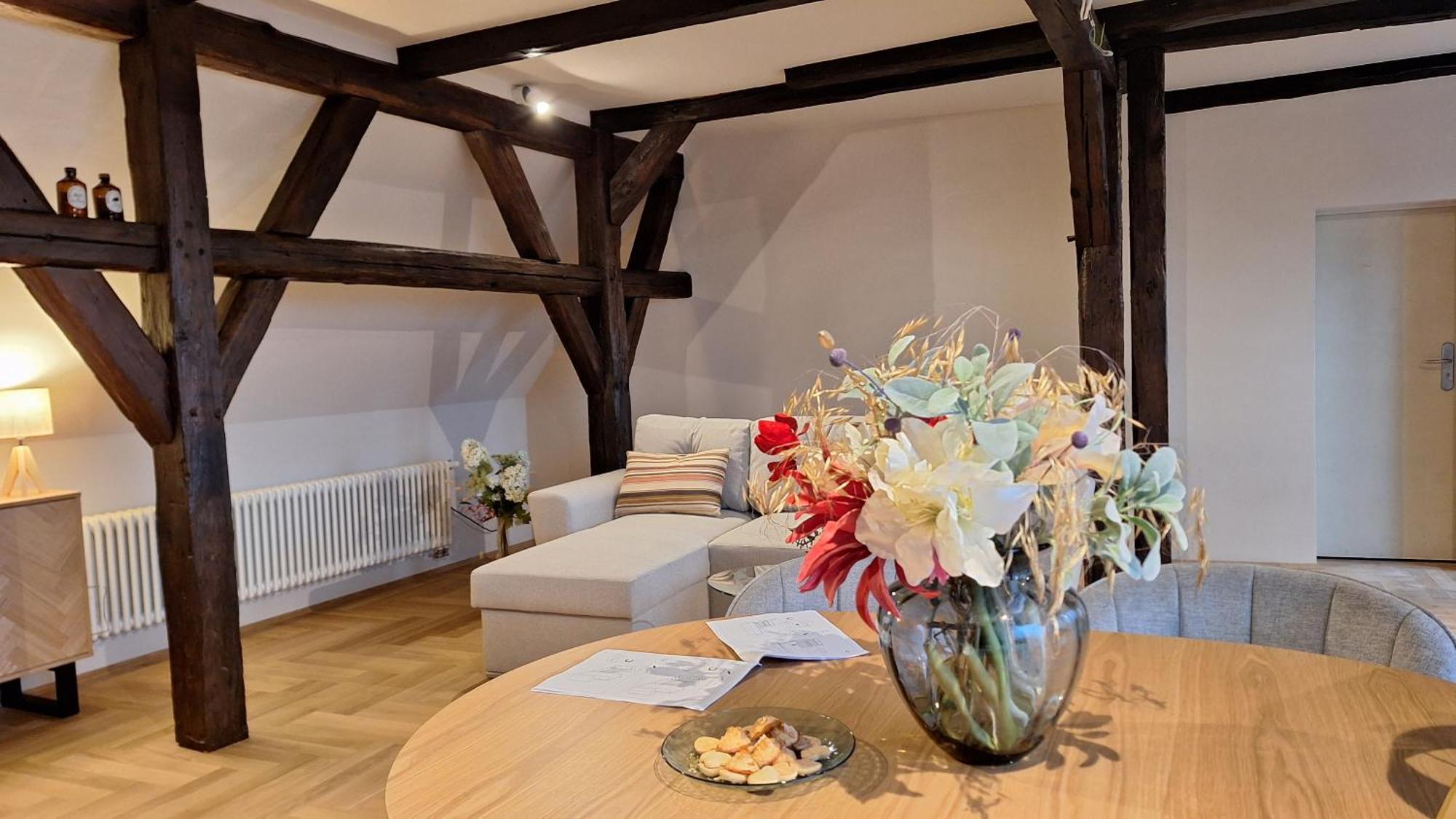 Stadtpalais Bellevue-Suite 3- Zimmer- Maisonettewohnung Mit Dachterrasse Maximal 4 Personen เบาท์เซน ภายนอก รูปภาพ