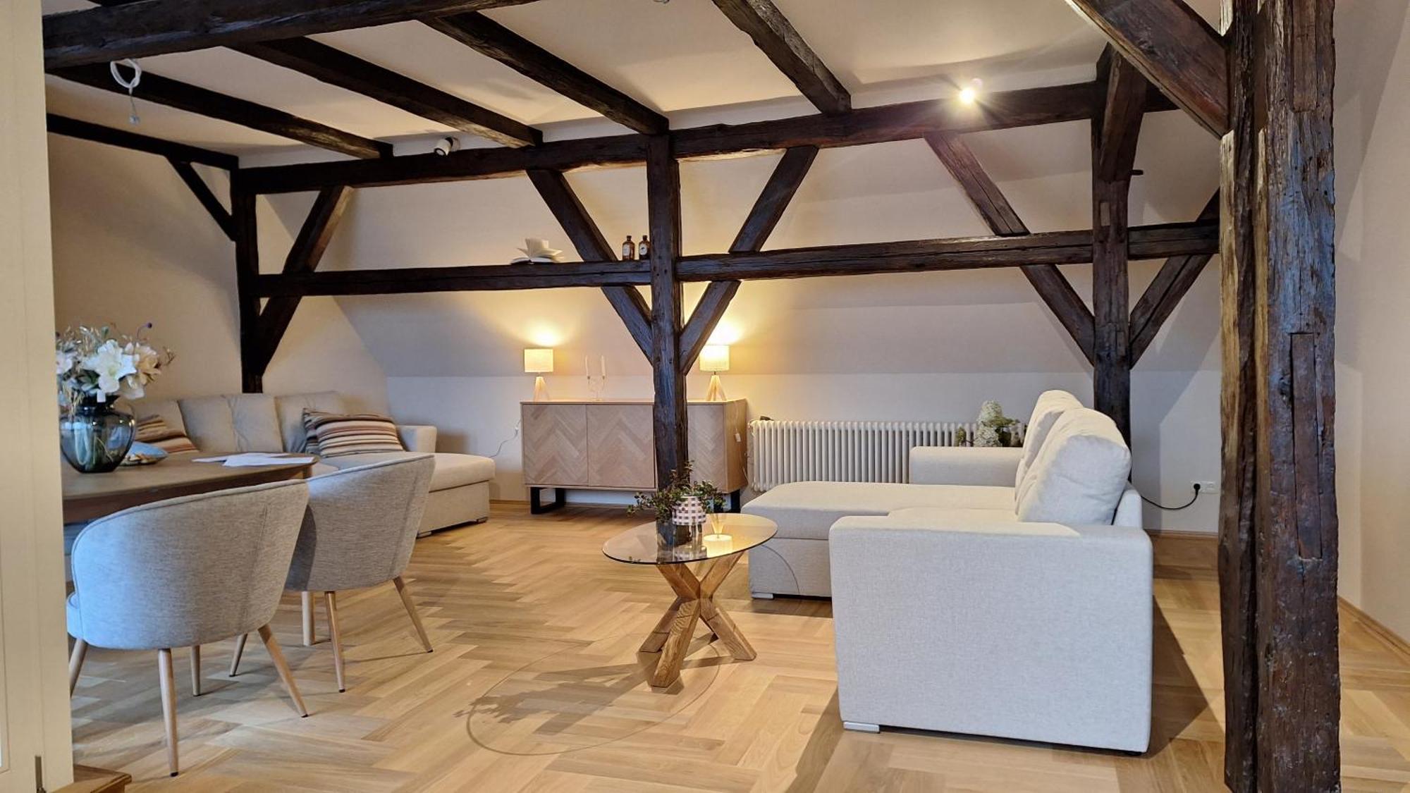 Stadtpalais Bellevue-Suite 3- Zimmer- Maisonettewohnung Mit Dachterrasse Maximal 4 Personen เบาท์เซน ภายนอก รูปภาพ