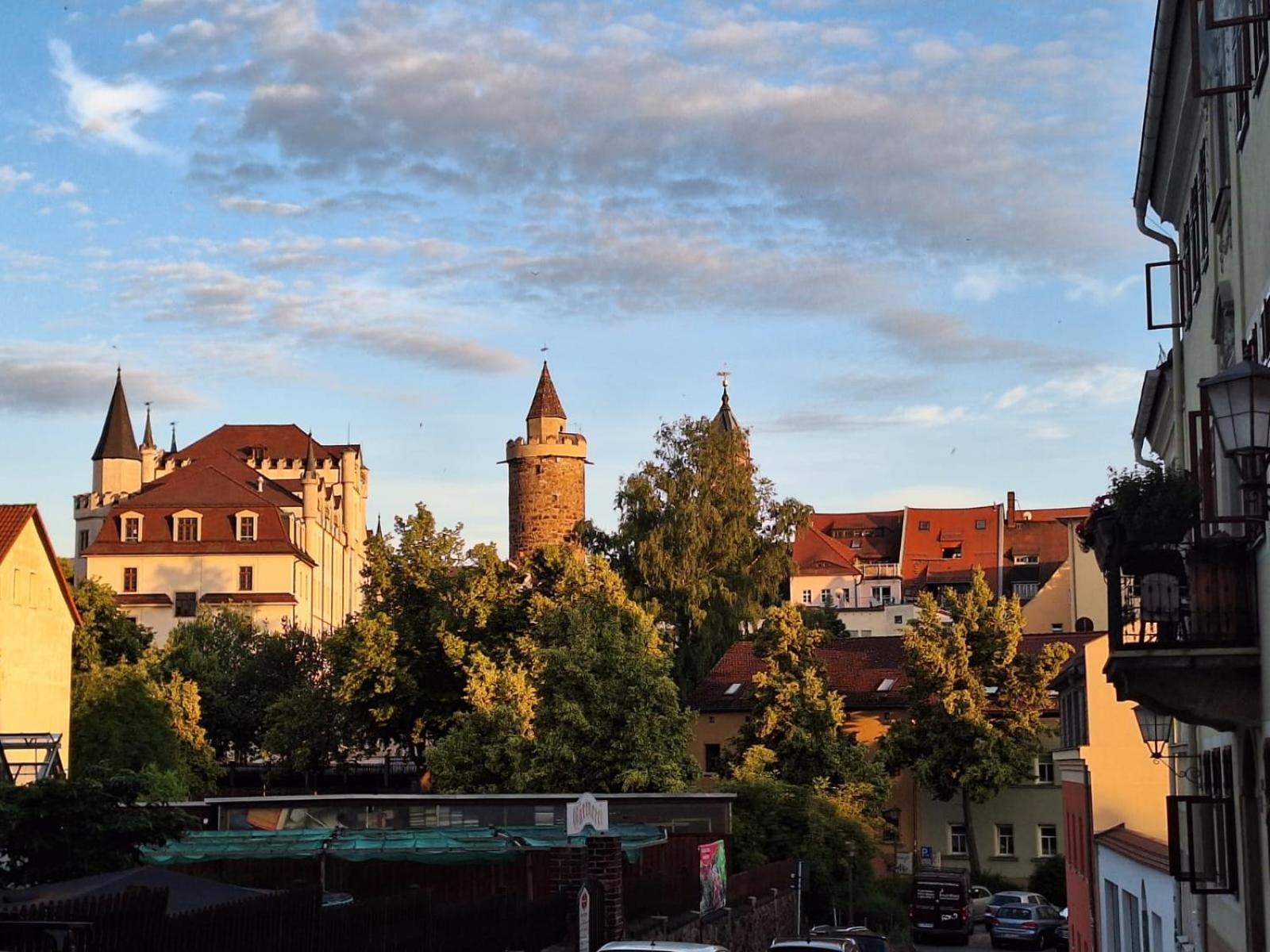 Stadtpalais Bellevue-Suite 3- Zimmer- Maisonettewohnung Mit Dachterrasse Maximal 4 Personen เบาท์เซน ภายนอก รูปภาพ